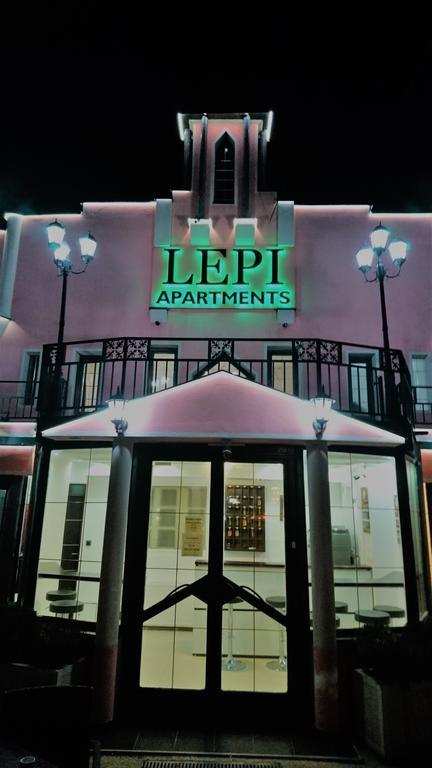 Lepi Apartments ノヴィ・パザル エクステリア 写真